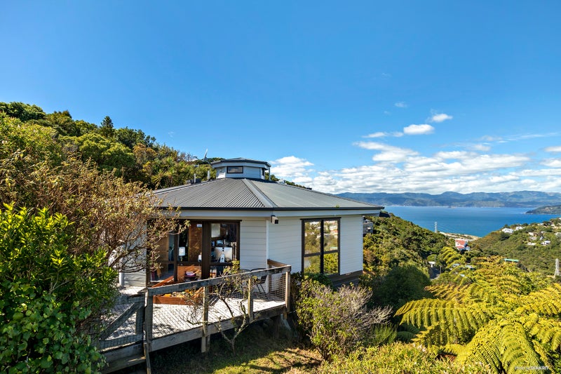 132 Old Porirua Road, Ngaio, Wellington - Carousel 1