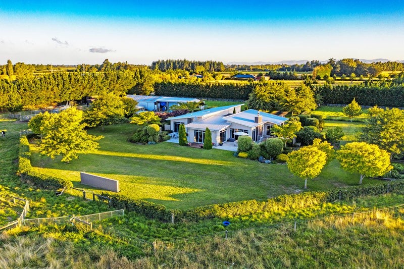 73 Camwell Park, Kaiapoi - Carousel 1