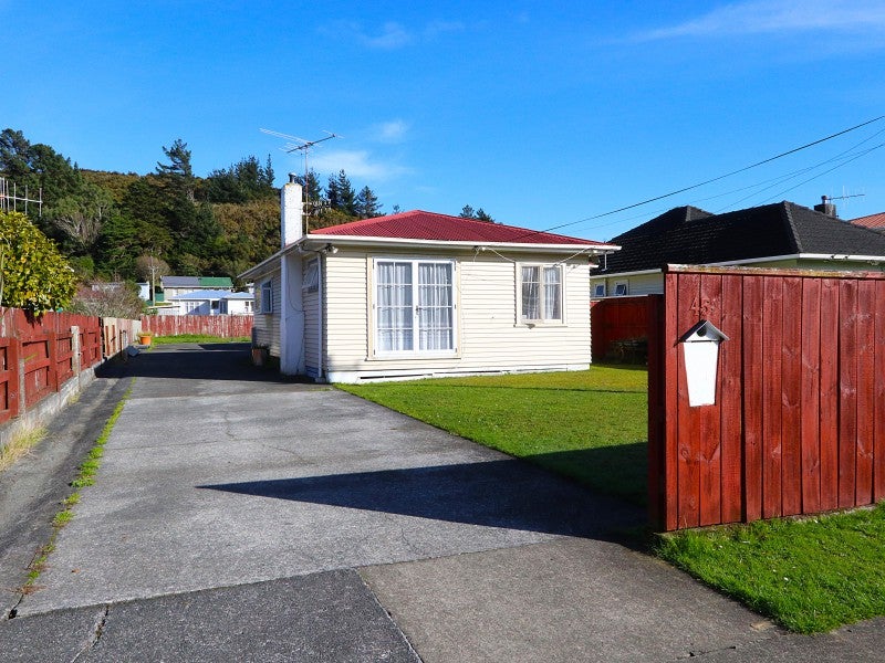 45 Hyde Street, Wainuiomata, Lower Hutt - Carousel 1