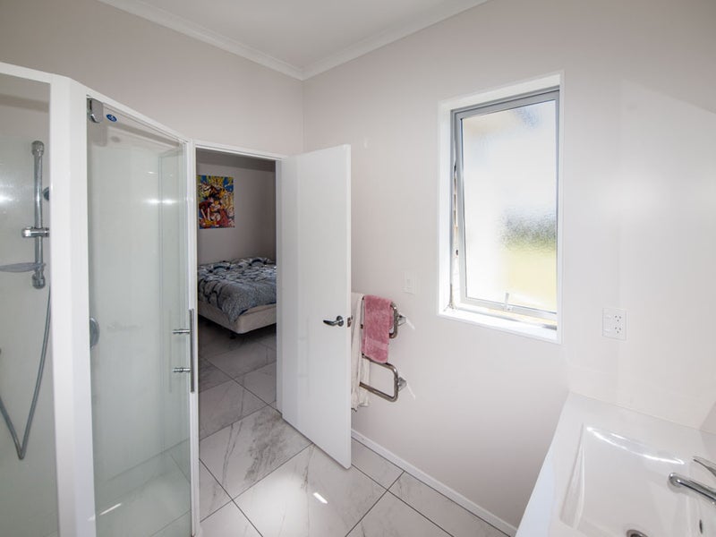 8 Montego Place, Grenada Village, Wellington - Carousel 22
