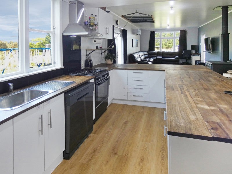 539 Kellow Road, Palmerston North - Carousel 2