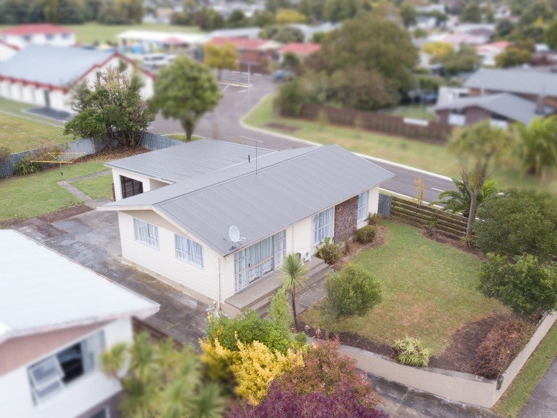 37 Havelock Avenue, Westbrook, Palmerston North - Carousel 2