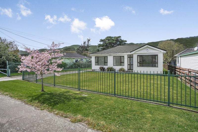 38 Westminster Road, Wainuiomata, Lower Hutt - Carousel 1