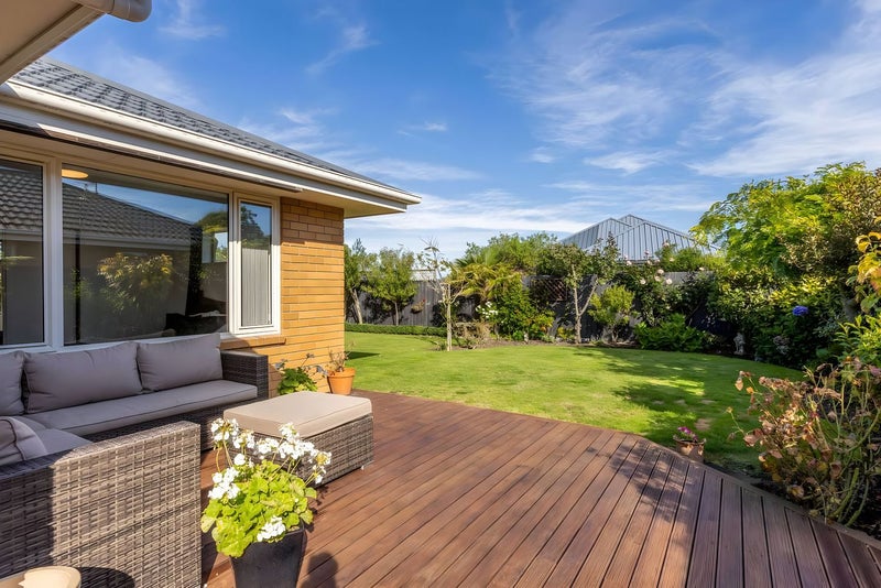 7 Tully Lane, North New Brighton, Christchurch - Carousel 1