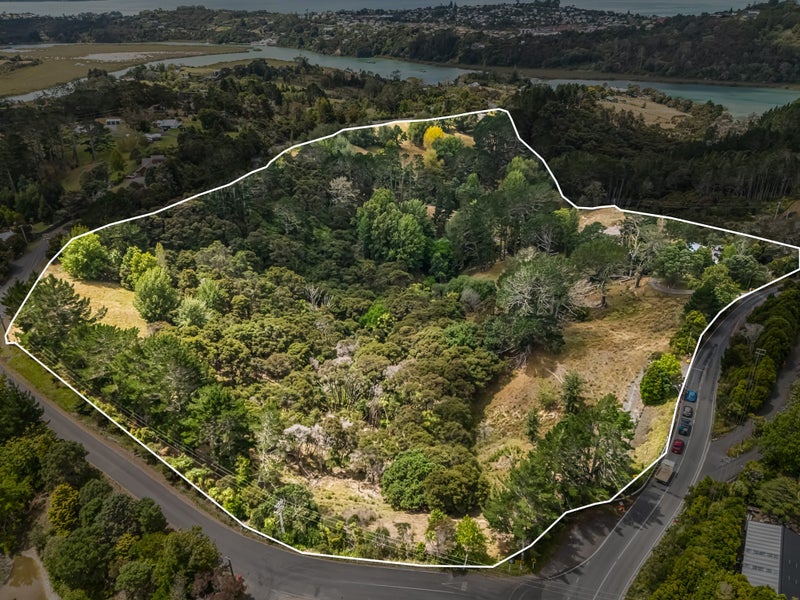 266 Duck Creek Road, Stillwater, Silverdale - Carousel 1