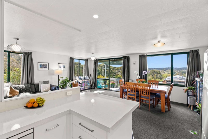 28 Kotinga Avenue, Glen Eden, Auckland - Carousel 1