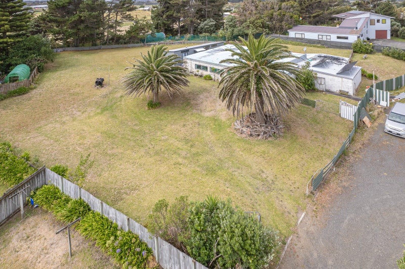 44 Rangiora Street, Castlecliff, Whanganui - Carousel 2