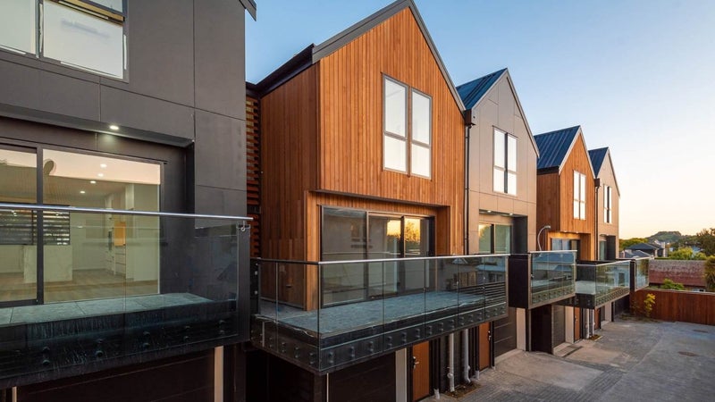 7/20 Fairview Road, Mount Eden, Auckland - Carousel 1