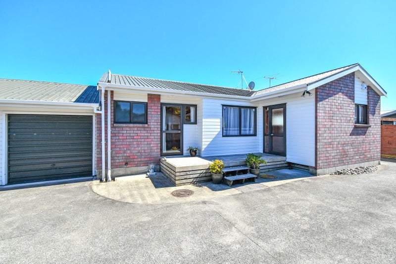 1/29 Beach Road, Pahurehure, Papakura - Carousel 1