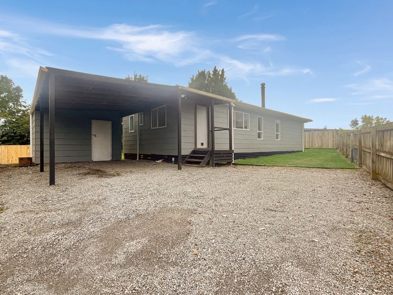 2/111 Arthur Crescent, Hilltop, Taupō - Carousel 2