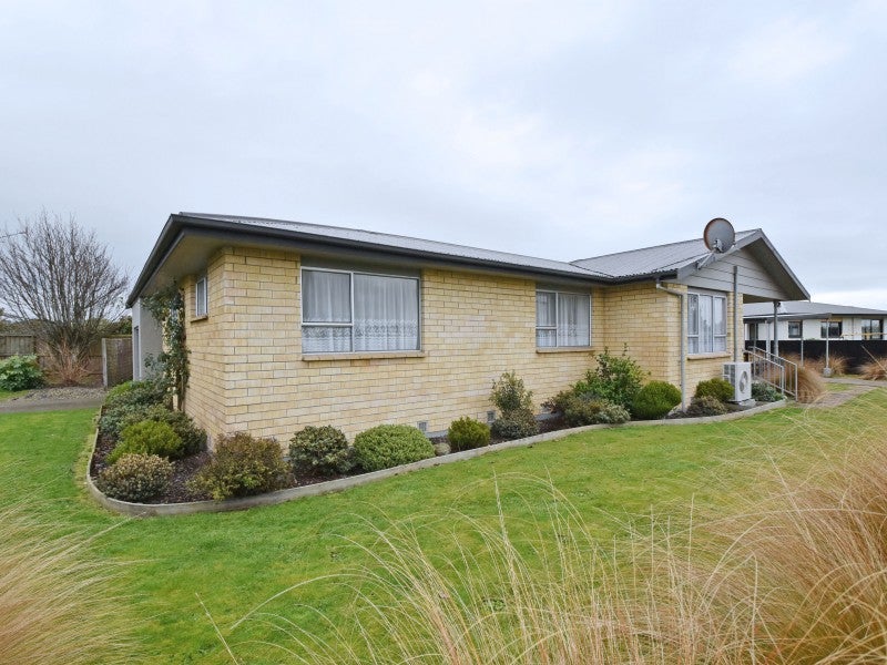 808 Tweed Street, Rockdale, Invercargill - Carousel 1