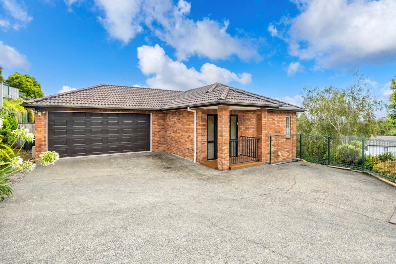 118B Sunset Road, Unsworth Heights, Auckland - Carousel 1