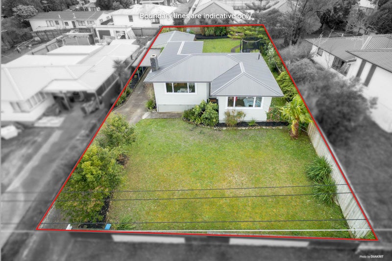 16 Hyde Street, Manurewa East, Auckland - Carousel 2