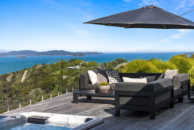 8 Kotare Place, Sandspit, Warkworth - Carousel 1