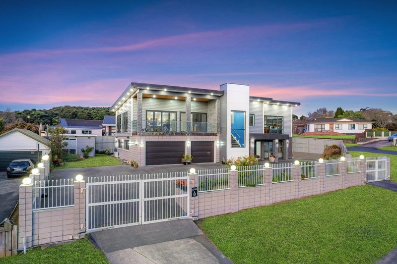 1 Leven Lane, Totara Heights, Auckland - Carousel 1