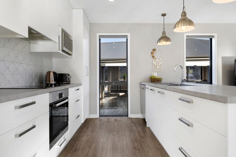 6 Masons Court, Lower Shotover, Queenstown - Carousel 2