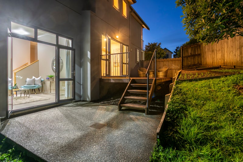 7 Sonoma Crescent, Oteha, Auckland - Carousel 21