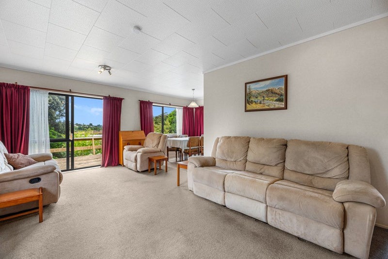 186 Windermere Drive, Poike, Tauranga - Carousel 2