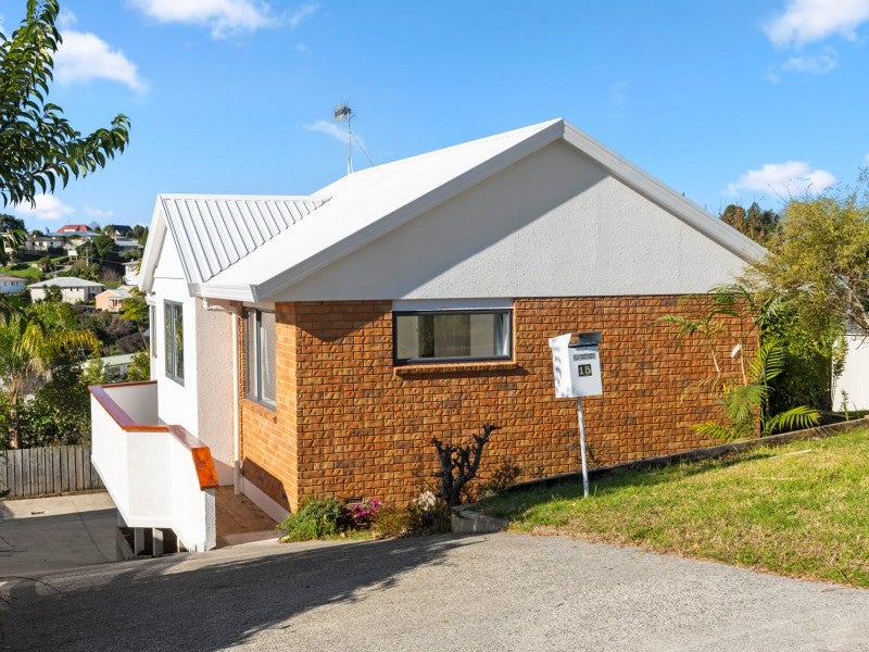 15 Tamworth Place, Gate Pa, Tauranga - Carousel 17