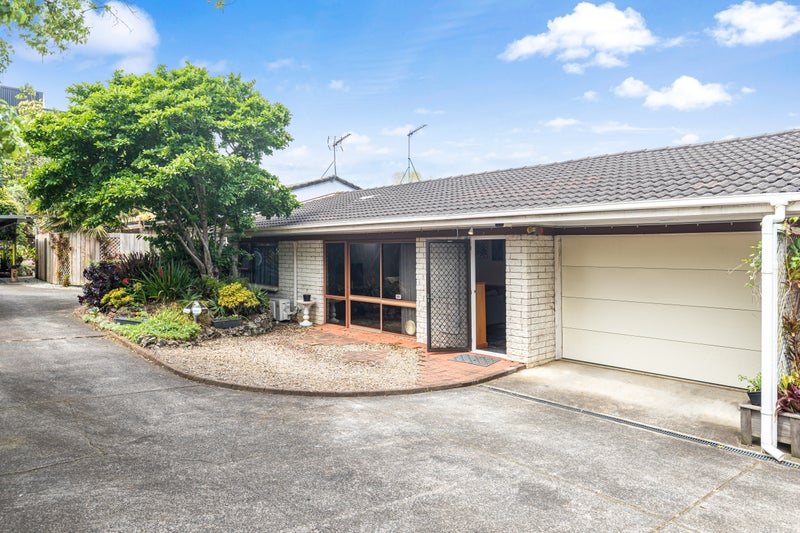 2/22 Golf Avenue, Otahuhu, Auckland - Carousel 1