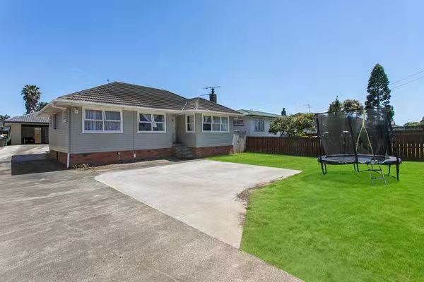 70 Preston Road, Clover Park, Auckland - Carousel 1