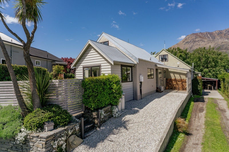 21A Alta Place, Frankton, Queenstown - Carousel 1