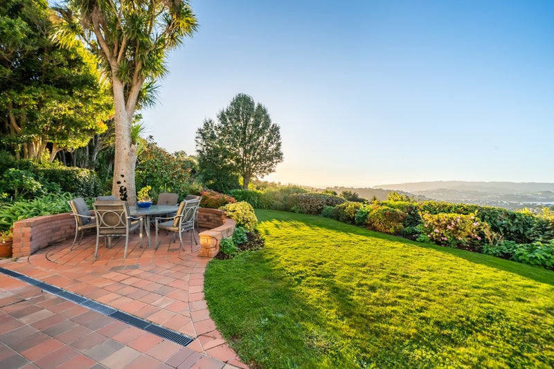 29 Adventure Drive, Whitby, Porirua - Carousel 50