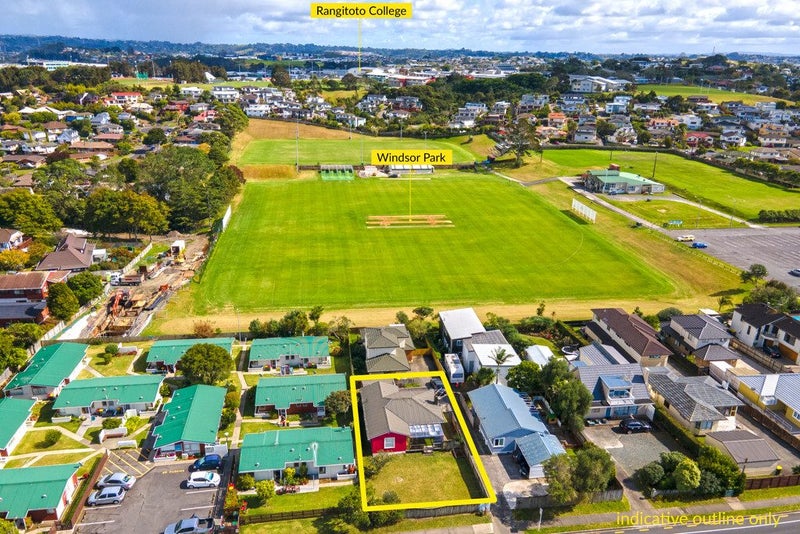 1/482 East Coast Road, Windsor Park, Auckland - Carousel 2