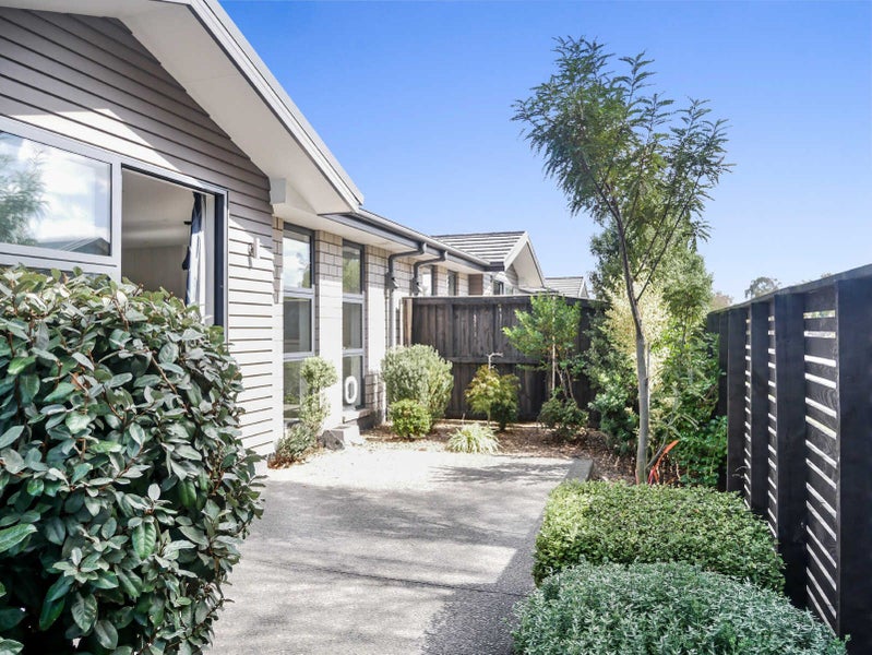 53 Grafton Street, Waltham, Christchurch - Carousel 1