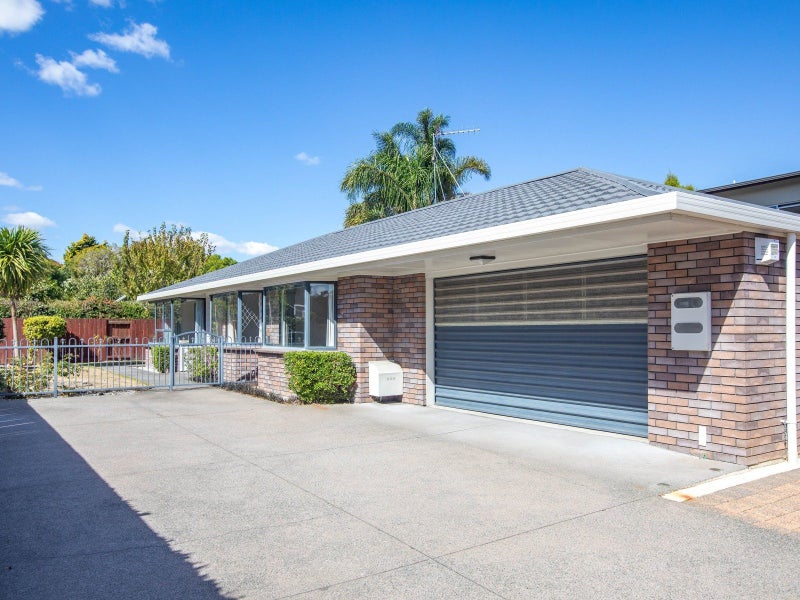 904B River Road, Queenwood, Hamilton - Carousel 1