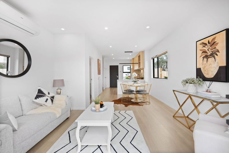 2/25 Abbotleigh Avenue, Te Atatu Peninsula, Auckland - Carousel 2