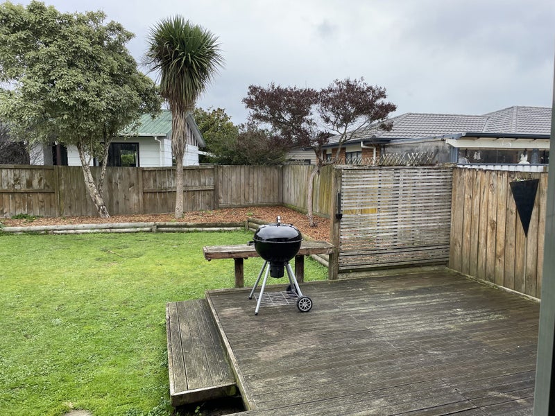 81 Roberts Line, Kelvin Grove, Palmerston North - Carousel 15