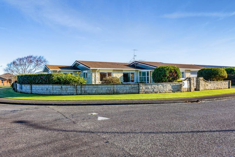 33 Murdoch Street, Hawera - Carousel 1