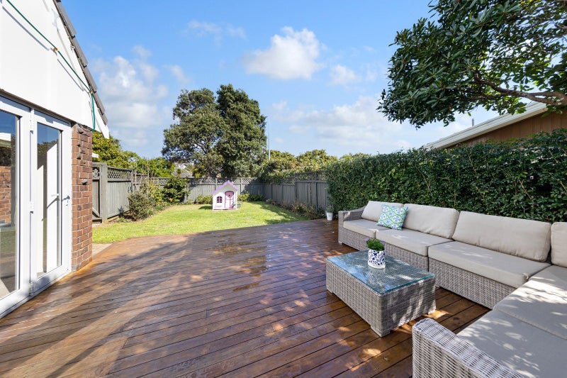 1/100 Celtic Crescent, Ellerslie, Auckland - Carousel 2