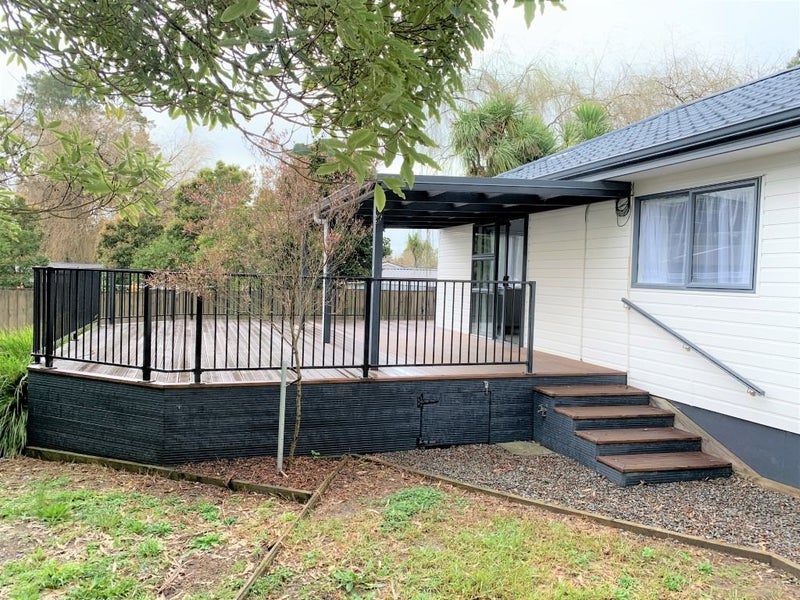 5A Annison Avenue, Glen Eden, Auckland - Carousel 1