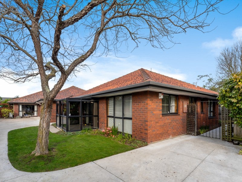 1/414 Greers Road, Bishopdale, Christchurch - Carousel 1