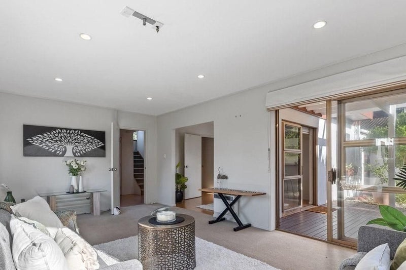 1/57 Killarney Street, Takapuna, Auckland - Carousel 2