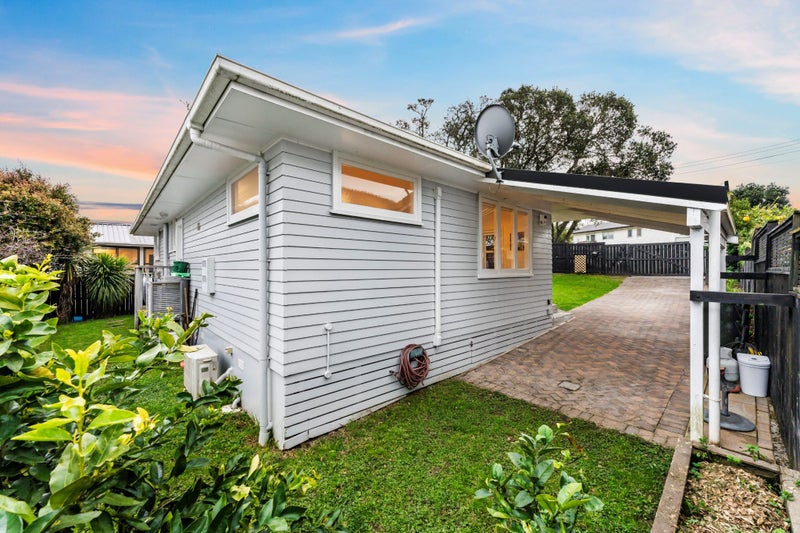 25 Sloane Street, Glen Innes, Auckland - Carousel 23