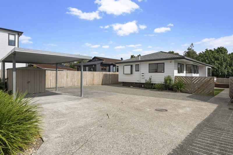 11B Bay Street, Red Beach, Whangaparāoa - Carousel 2