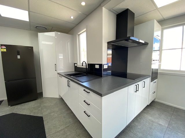 36 Willis Street, Grasmere, Invercargill - Carousel 2