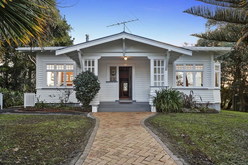 390 Bawden Road, Albany - Carousel 1