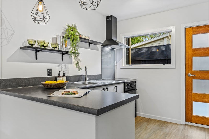 3/34 Holly Road, St Albans, Christchurch - Carousel 2