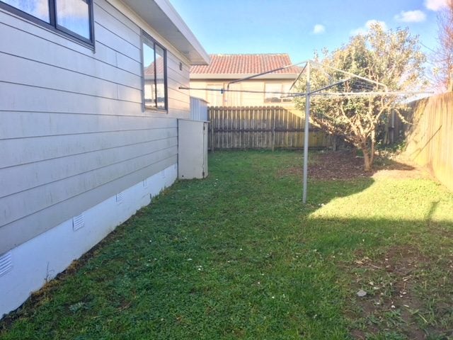 1/143 Te Irirangi Drive, Flat Bush, Auckland - Carousel 14