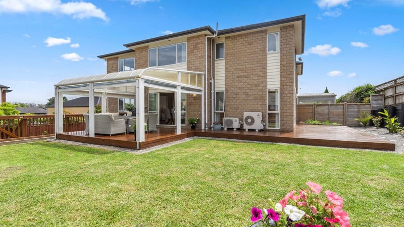 51 Sohlue Place, Oteha, Auckland - Carousel 1