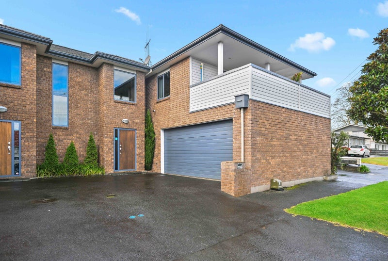 94B MacFarlane Street, Hamilton East, Hamilton - Carousel 1