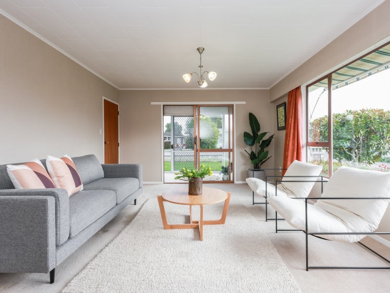 1/211 Ikanui Road, Frimley, Hastings - Carousel 1