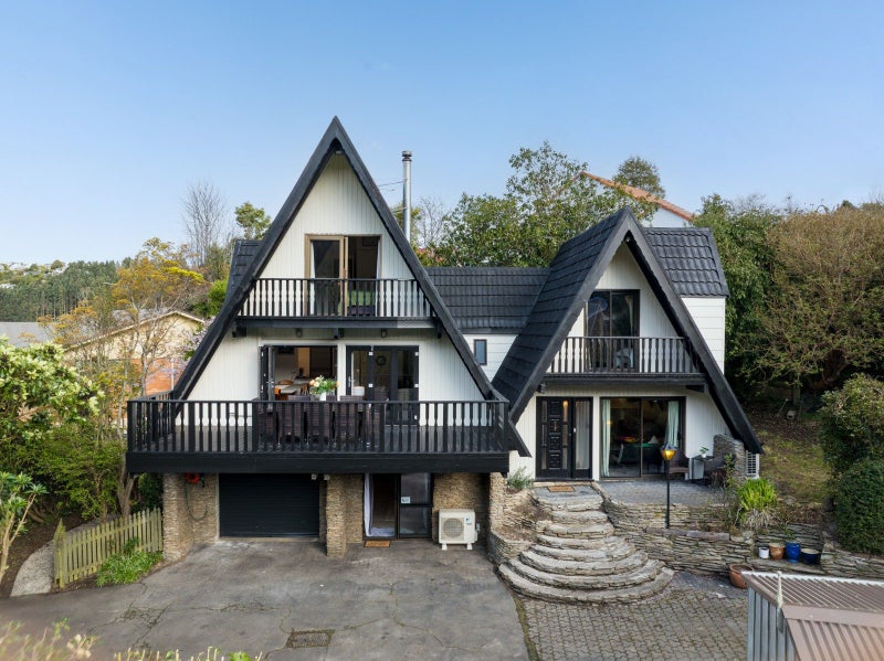 50 Glenross Street, Glenross, Dunedin - Carousel 1