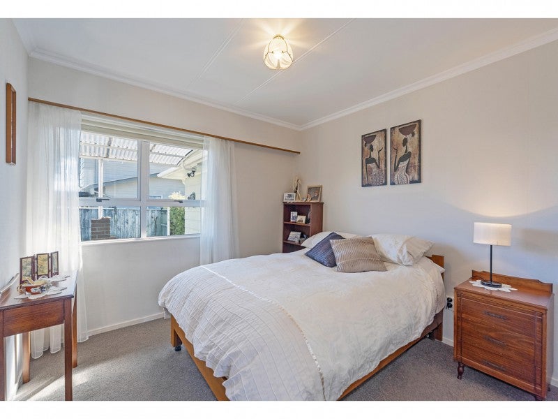 32 King Street, Richmond - Carousel 21