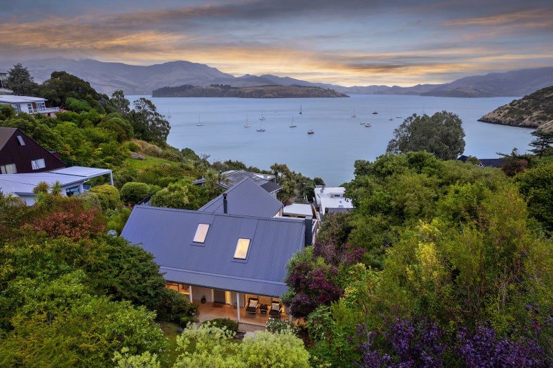 2 Cass Bay Place, Cass Bay, Lyttelton - Carousel 2