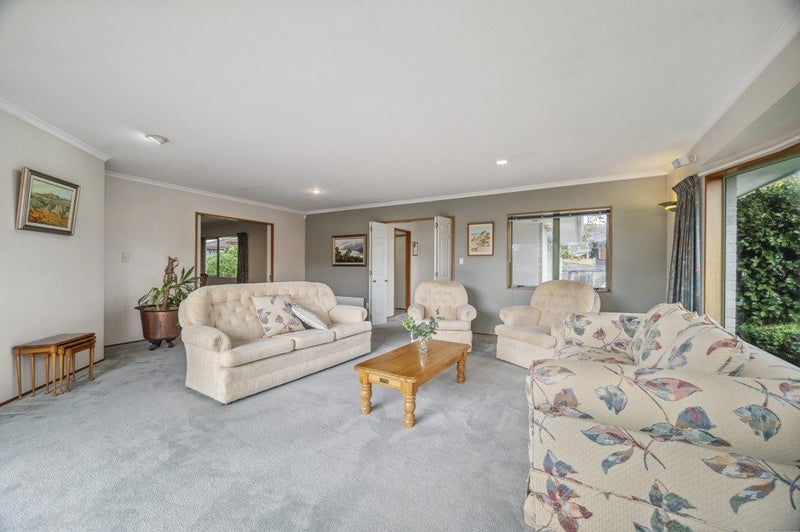 16 Kahurangi Drive, Lynmore, Rotorua - Carousel 2